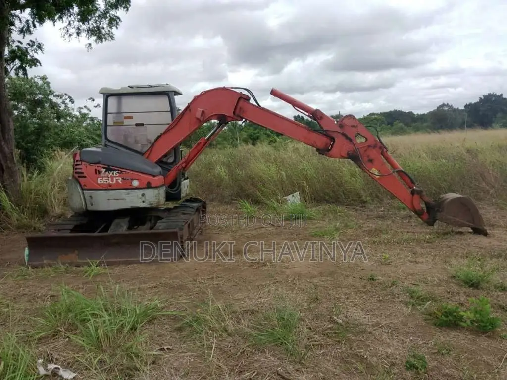 Hitachi 65 2007 Heavy-Duty (Used)