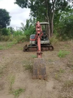 Hitachi 65 2007 Heavy-Duty (Used)