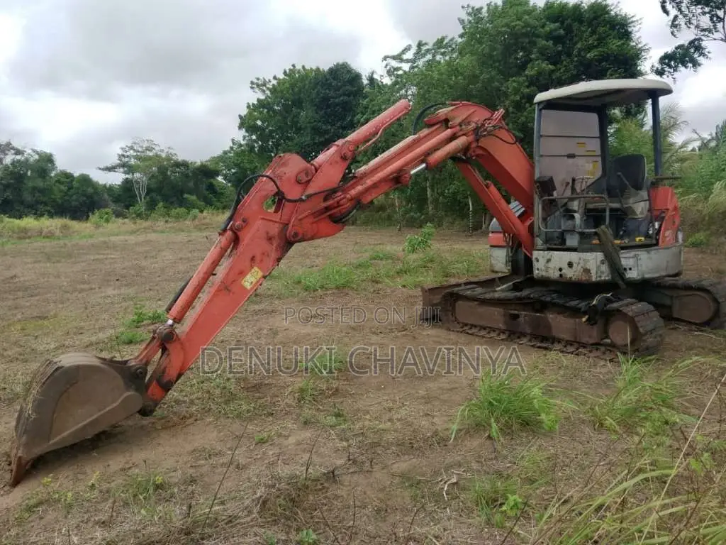 Hitachi 65 2007 Heavy-Duty (Used)