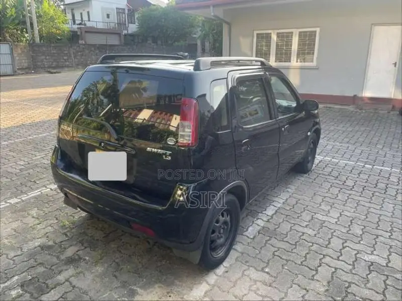 Suzuki Swift 2005 Car (Used)