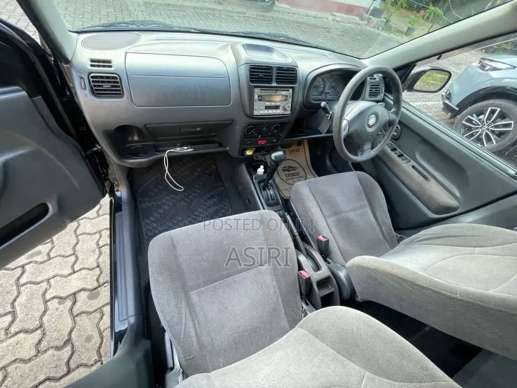 Suzuki Swift 2005 Car (Used)
