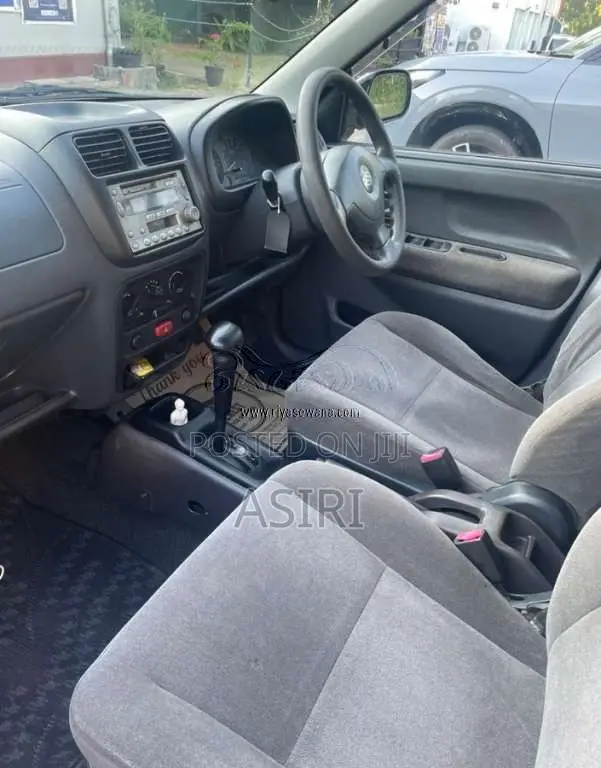 Suzuki Swift 2005 Car (Used)