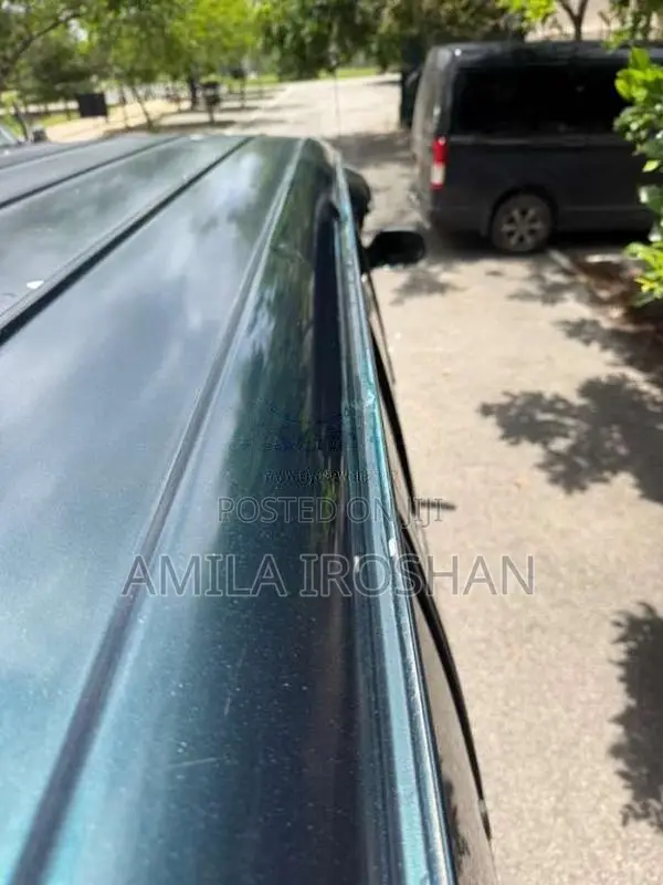 Toyota Dolphin 1995 Van (Used)