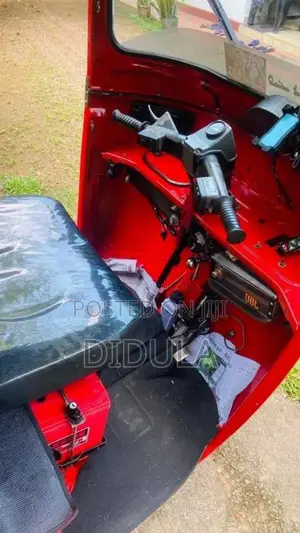 Bajaj 4 Stroke 2008 Three Wheel (Used)