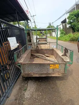 Other Sifang 2011 Tractor (Used)