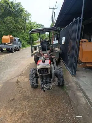 Other Sifang 2011 Tractor (Used)
