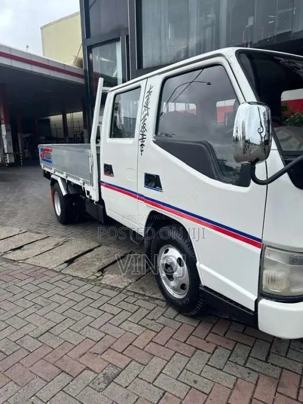 JMC CrewCab 2012 Crew Cab (Used)