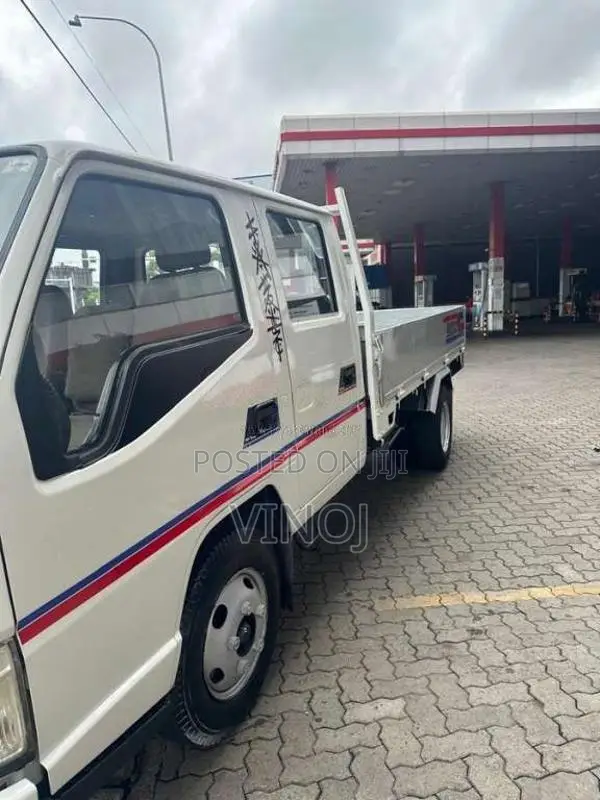 JMC CrewCab 2012 Crew Cab (Used)