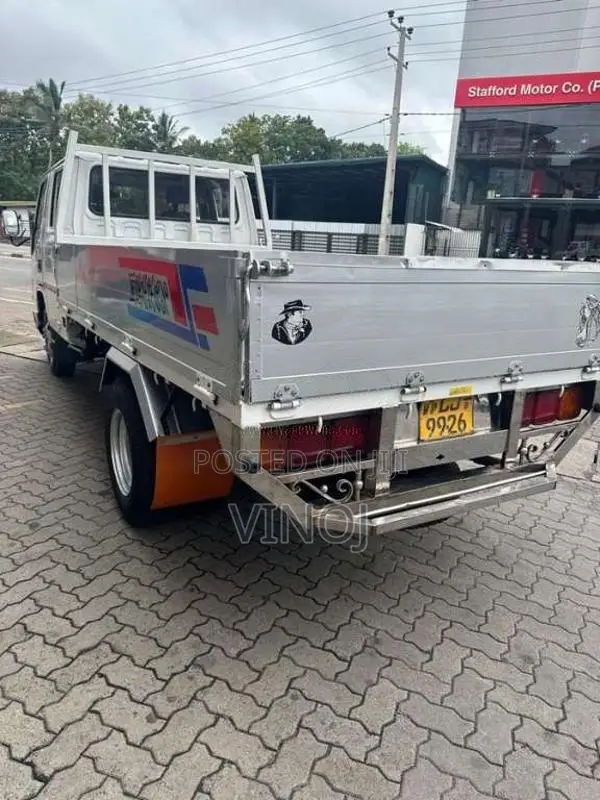 JMC CrewCab 2012 Crew Cab (Used)