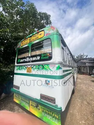 Ashok-Leyland Ruby 2004 Bus (Used)