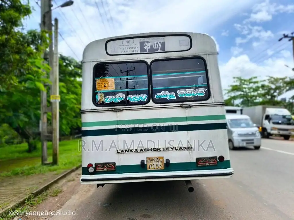 Ashok-Leyland Viking 2005 Bus (Used)