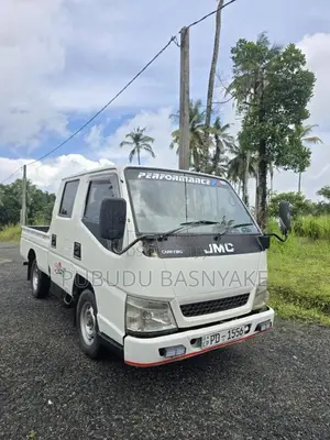 JMC CrewCab 2011 Crew Cab (Used)