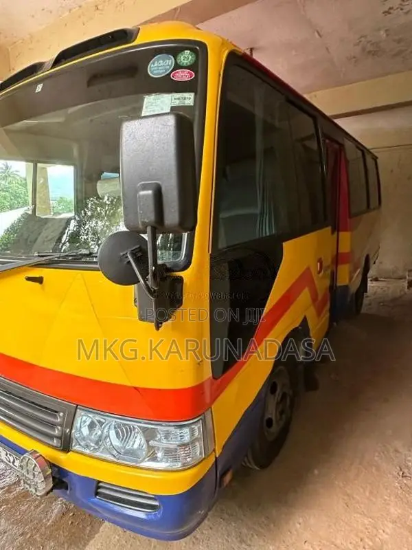 Toyota Coaster 2010 Bus (Used)