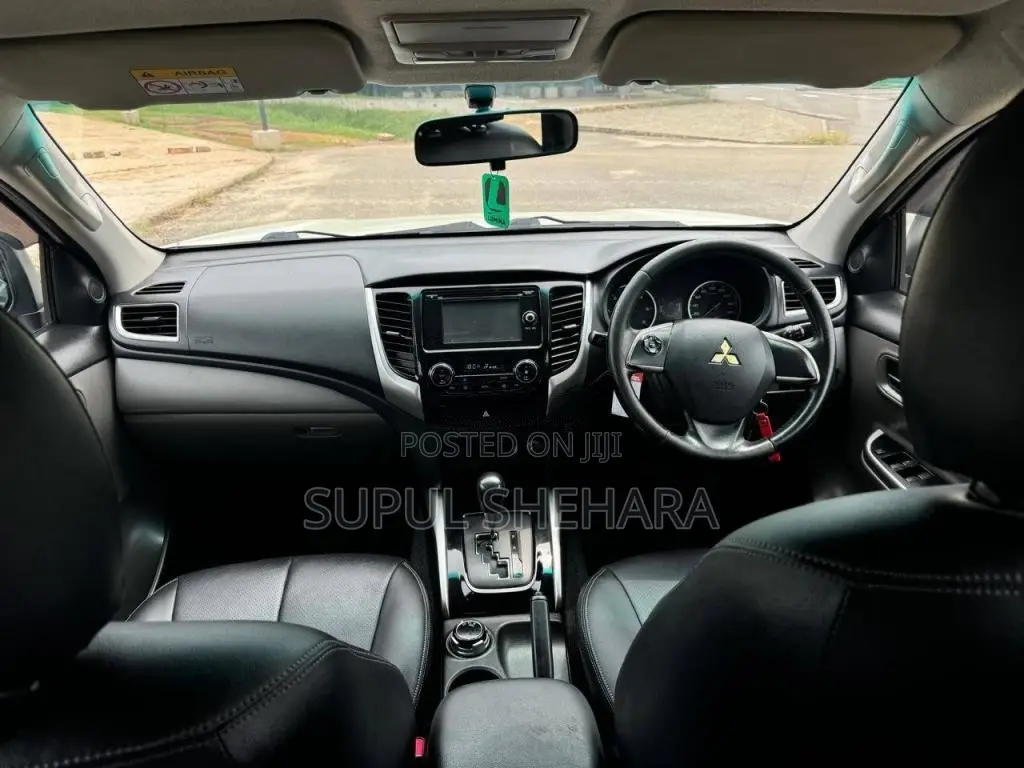 Mitsubishi L200 2016 Pickup (Used)