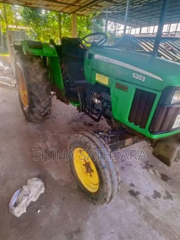 John-Deere 5203 2008 Tractor (Used)