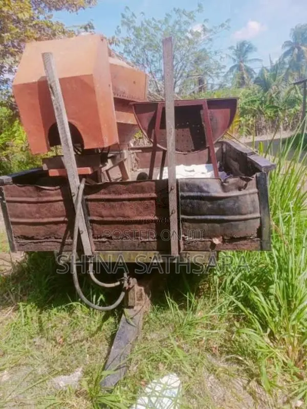 John-Deere 5203 2008 Tractor (Used)