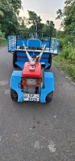 Kubota Rv80 2022 Tractor (Used)