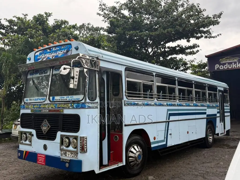 Ashok-Leyland Viking 2014 Bus (Used)