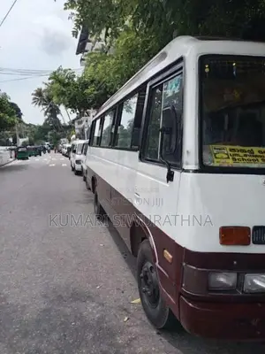 Isuzu Journey 1985 Bus (Used)