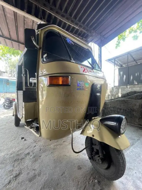 Bajaj 2 Stroke 1999 Three Wheel (Used)