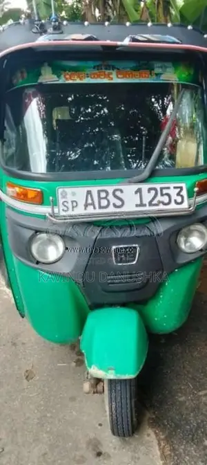 Bajaj RE 4 Stroke 2017 Three Wheel (Used)