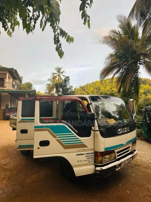 Isuzu Motor 1984 Crew Cab (Used)