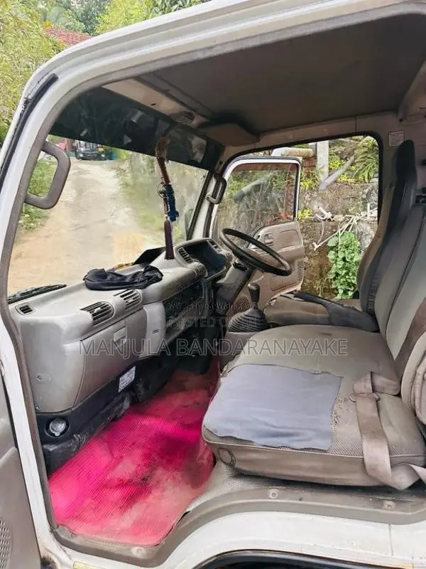 Isuzu Motor 1984 Crew Cab (Used)