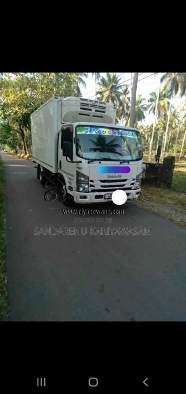 Isuzu NPR 2015 Lorry (Used)