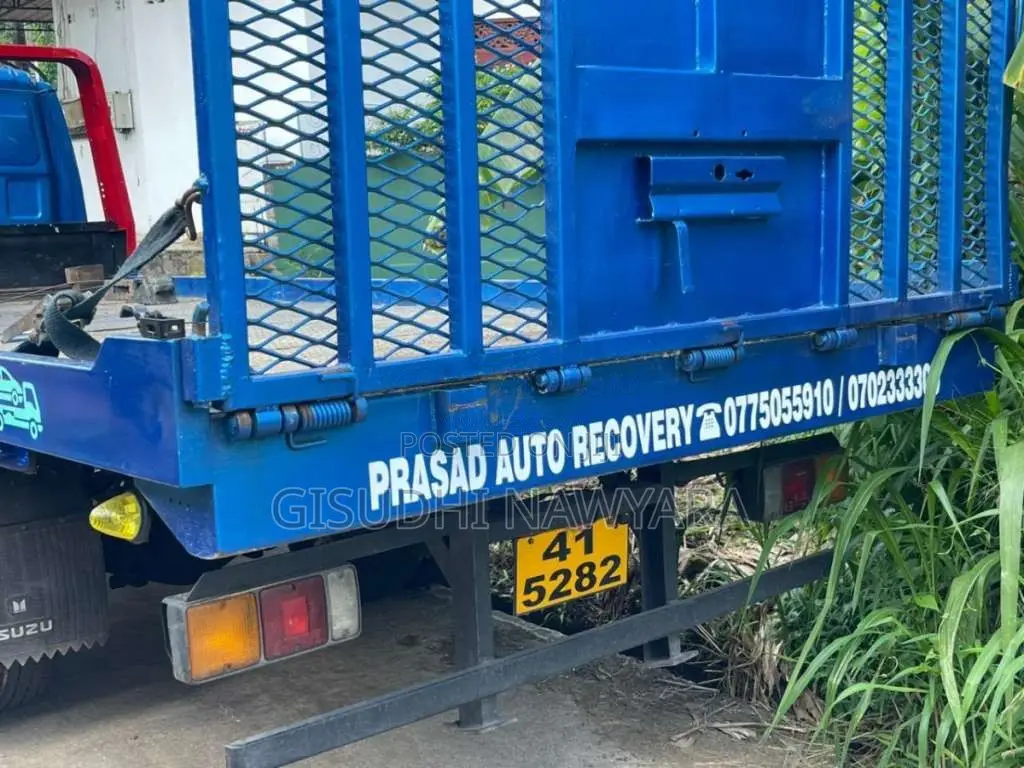 Isuzu Carrier 1990 Lorry (Used)