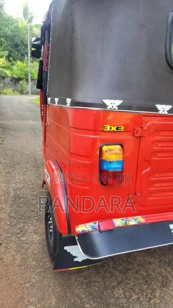 Bajaj 2 Stroke 2005 Three Wheel (Used)