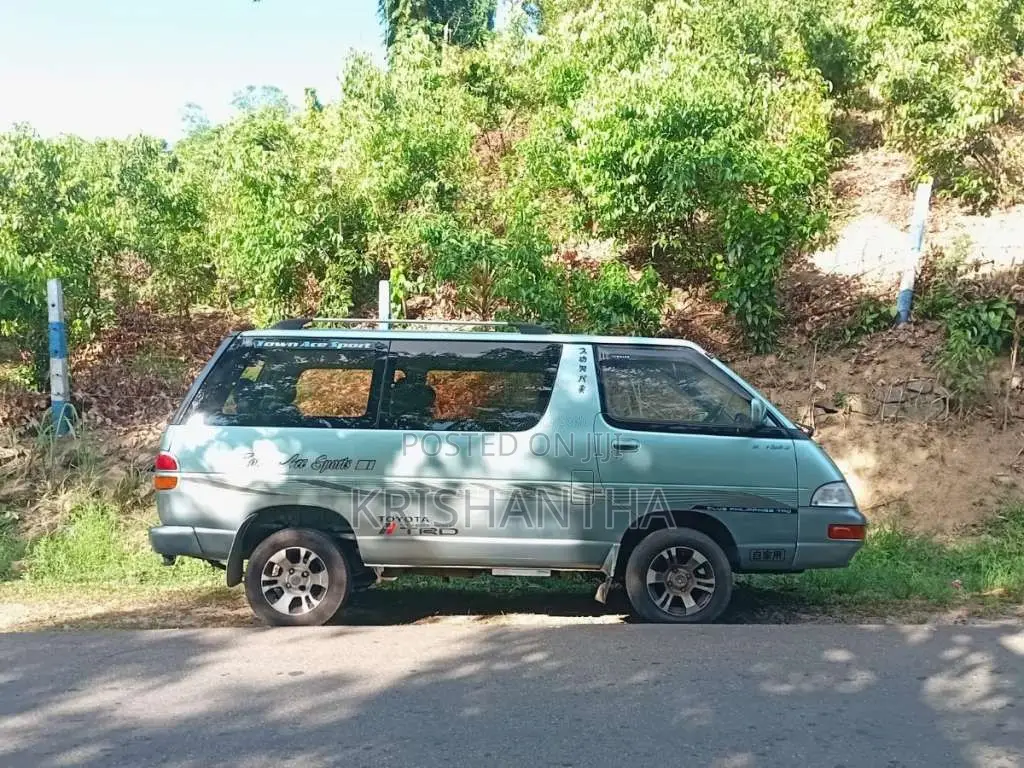 Toyota TownAce 1994 Van (Used)