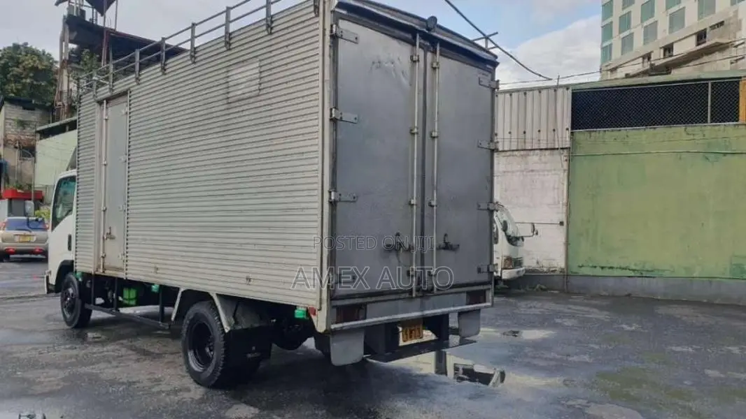 Isuzu 350 Pomp 4HG1 2017 Lorry (Used)