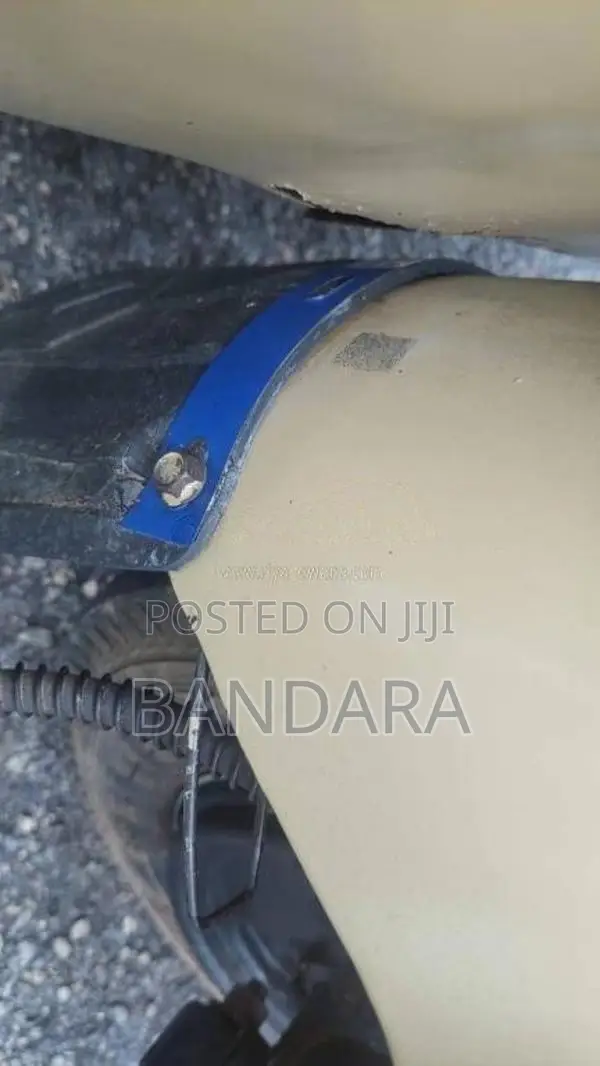 Bajaj 2 Stroke 2005 Three Wheel (Used)