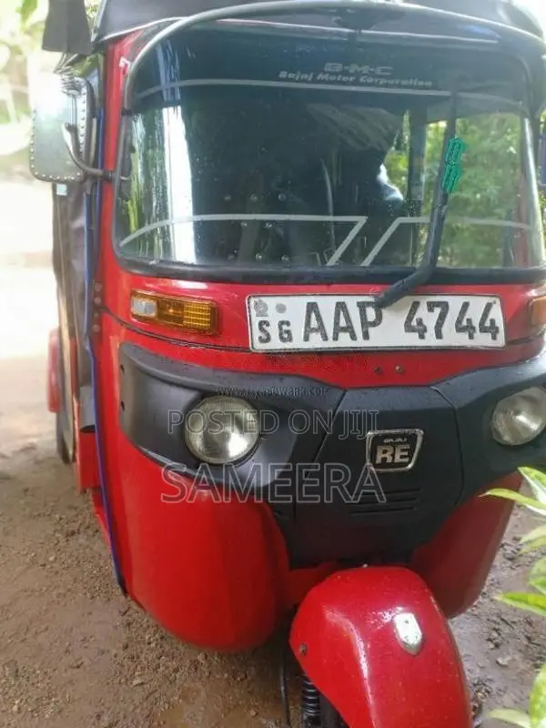 Bajaj RE 2014 Three Wheel (Used)