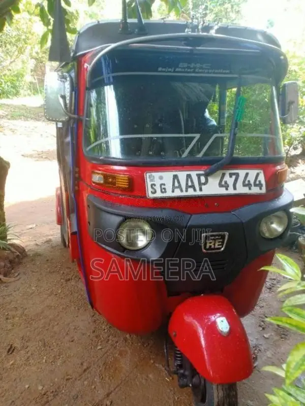 Bajaj RE 2014 Three Wheel (Used)