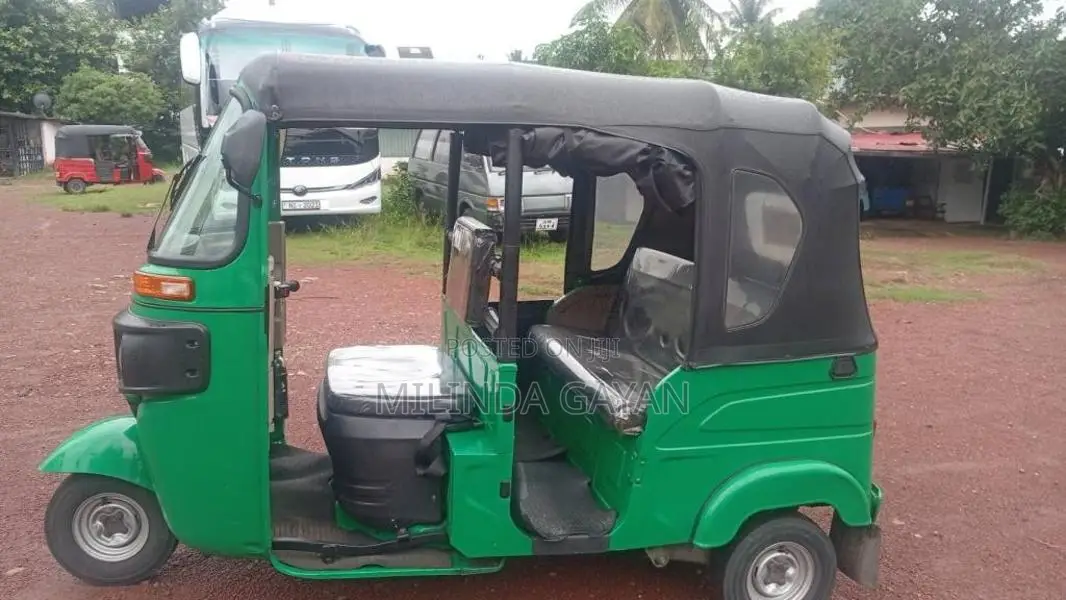 Bajaj RE 2025 Three Wheel (Used)