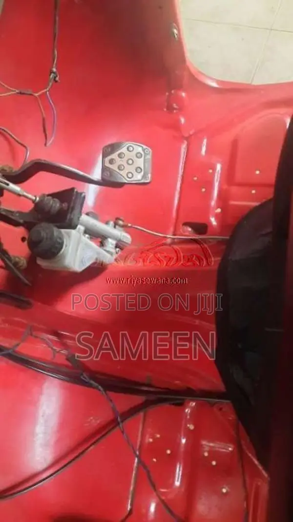 Bajaj 4 Stroke 2010 Three Wheel (Used)