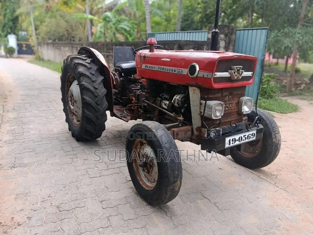 Massey-Ferguson 135 D 1992 Tractor (Used)