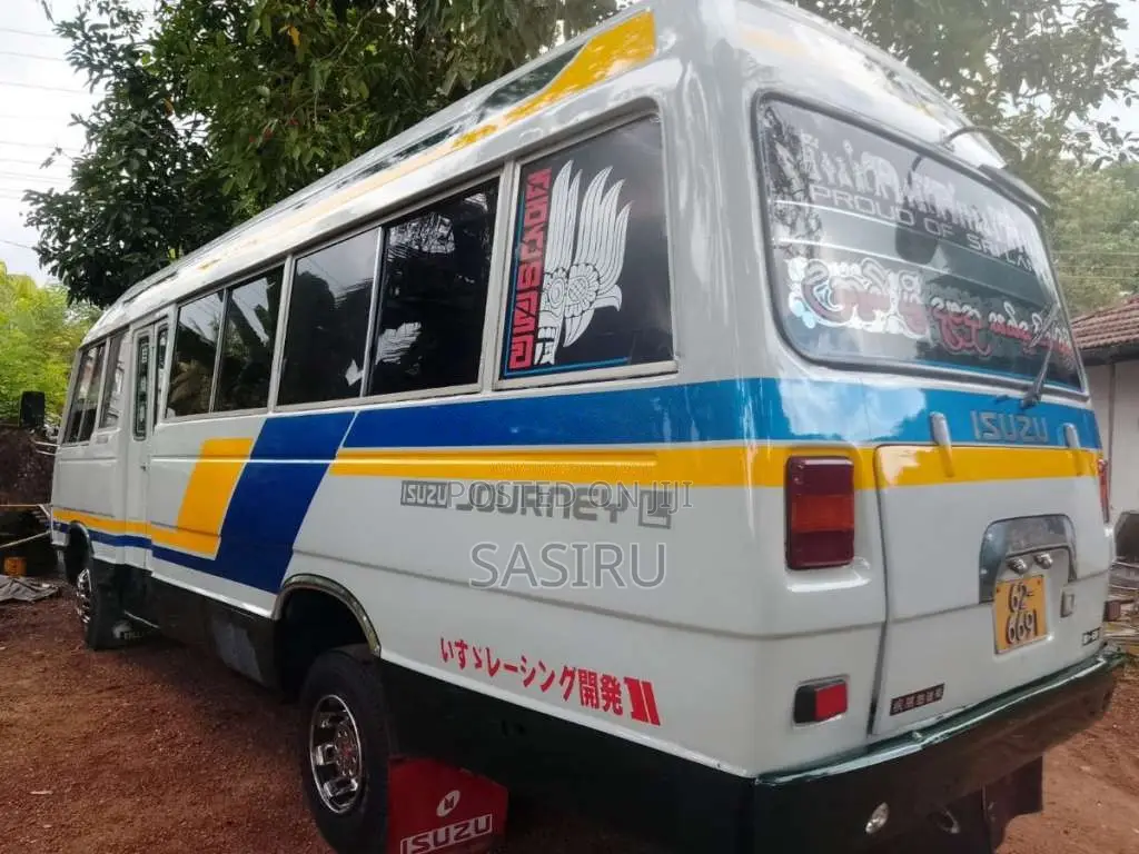 Isuzu Journey 1987 Bus (Used)