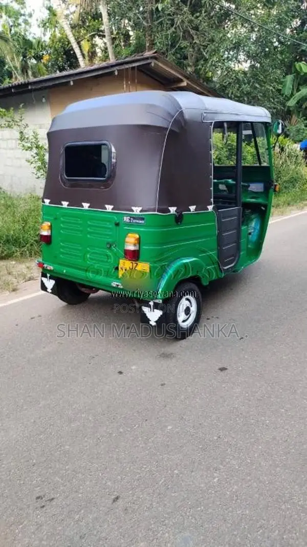 Bajaj RE 2005 Three Wheel (Used)