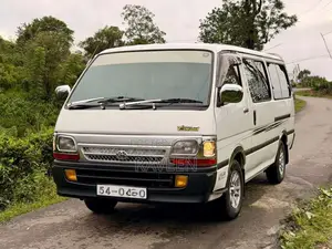 Toyota HIACE Dolphin LH113 1993 Van (Used)