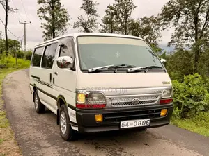 Toyota HIACE Dolphin LH113 1993 Van (Used)