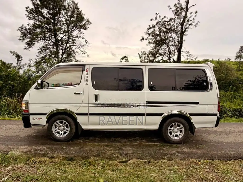 Toyota HIACE Dolphin LH113 1993 Van (Used)
