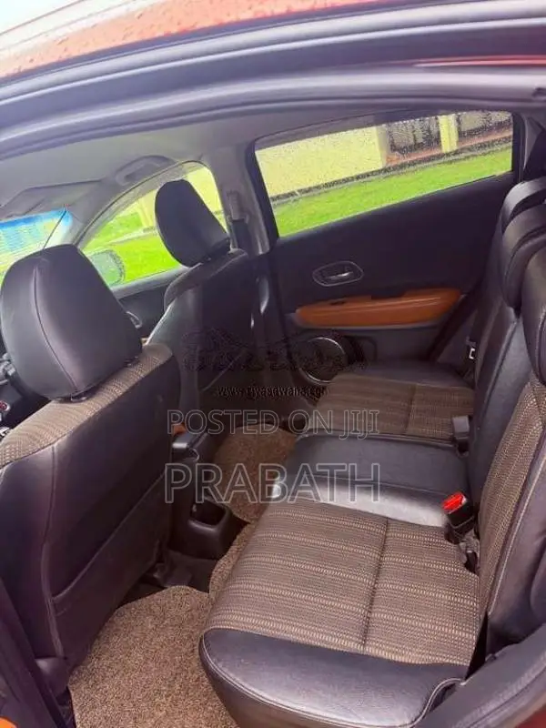 Honda Vezel 2015 SUV (Used)
