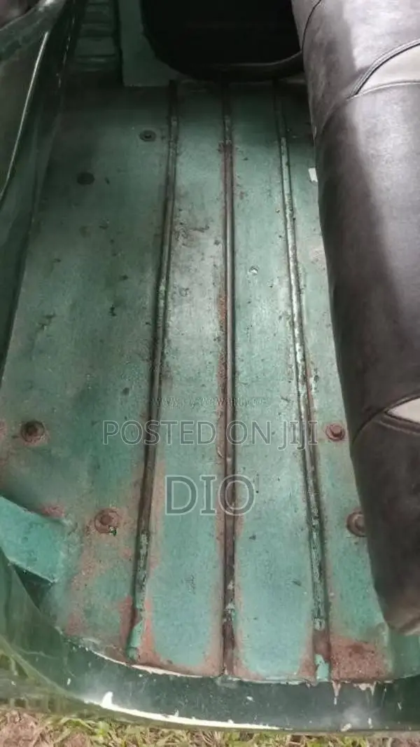 Bajaj 2 Stroke 1990 Three Wheel (Used)