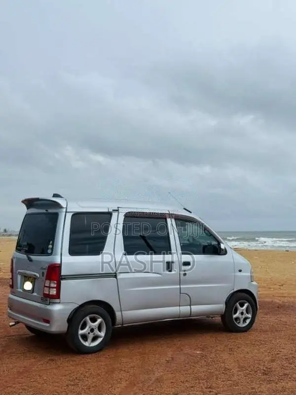 Daihatsu Hijet 2004 Van (Used)