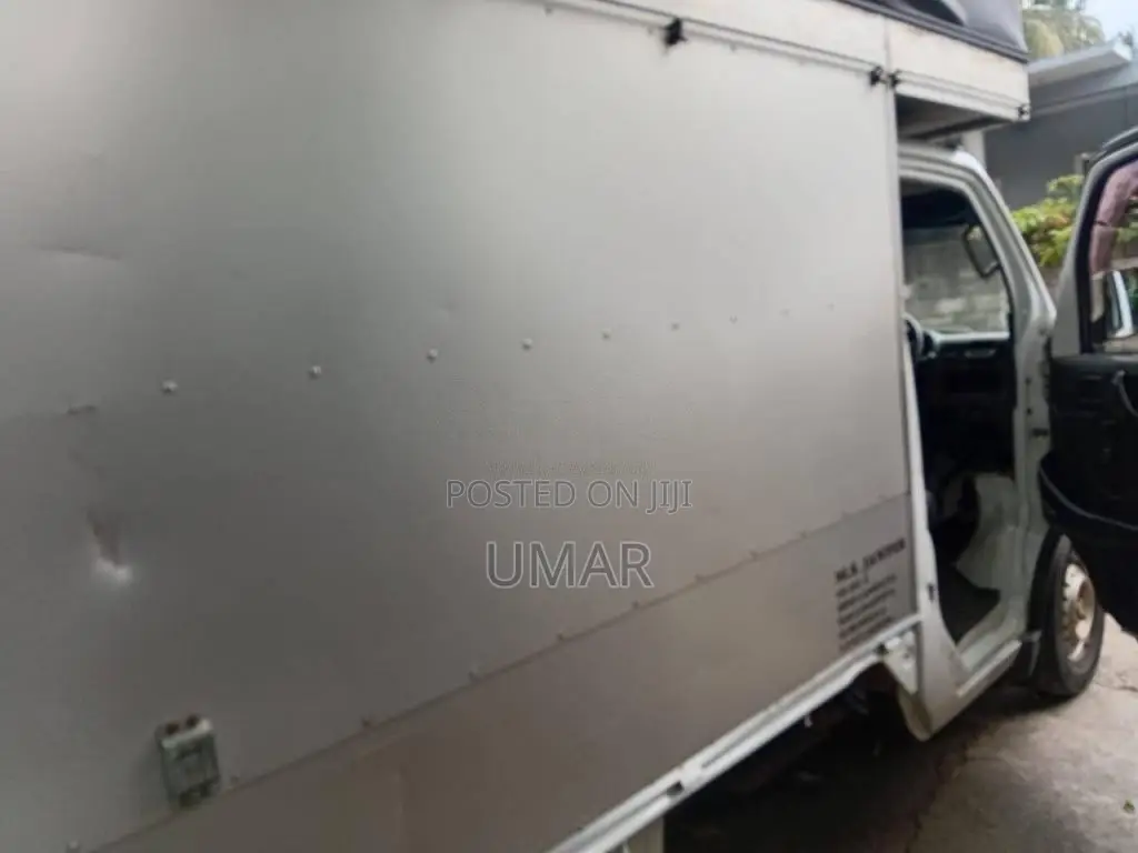 Suzuki Carry 2011 Lorry (Used)