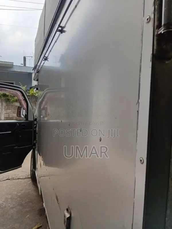 Suzuki Carry 2011 Lorry (Used)