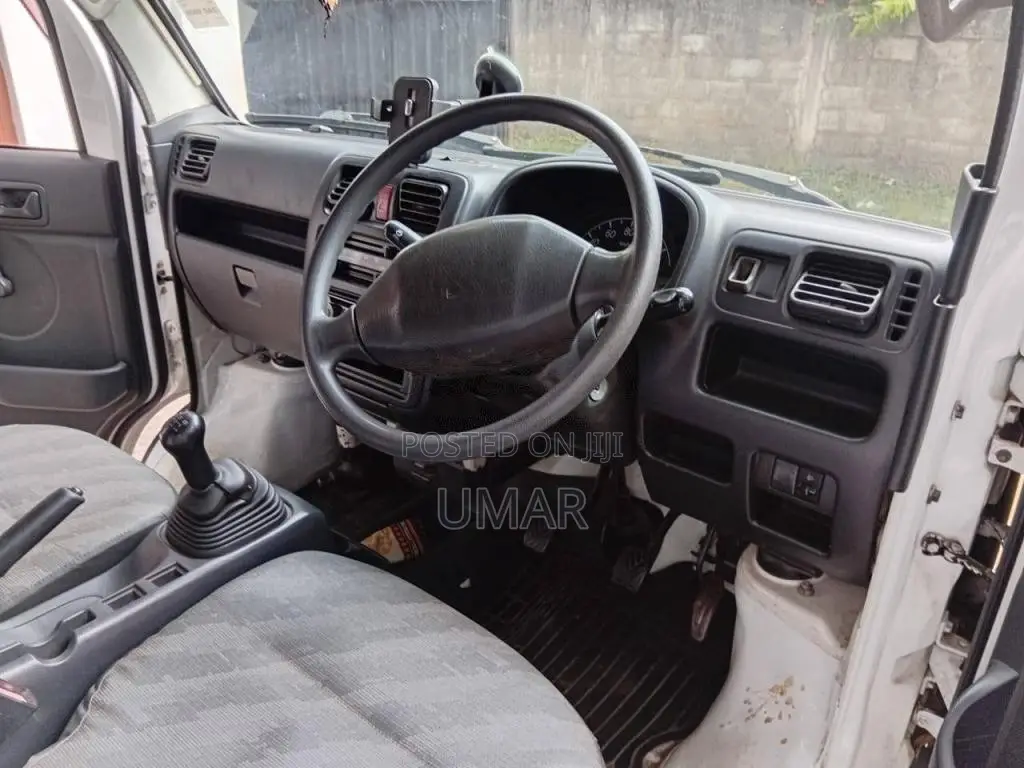 Suzuki Carry 2011 Lorry (Used)