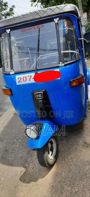 Bajaj 2 Stroke 2000 Three Wheel (Used)